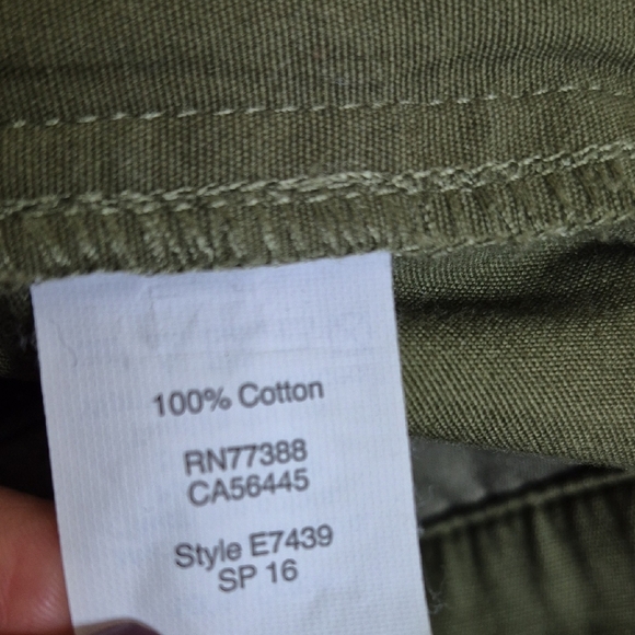 J. Crew Green Sweatpants with Elastic Waistband and Tapered Ankles - Picture 8 of 8